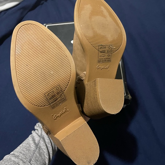 qupid booties - Picture 4 of 4